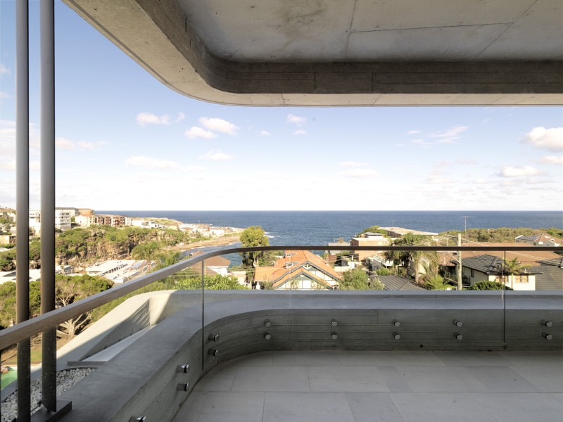 Luigi Rosselli, Exposed Off Form Concrete Finish, Balcony, Concrete Beam, View, Waterfront View