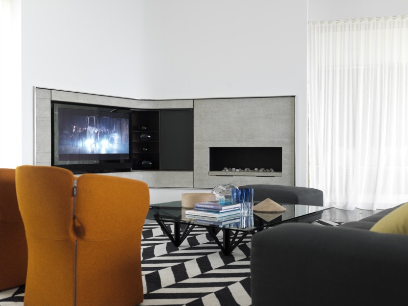 Luigi Rosselli, TV, Fireplace, Built in