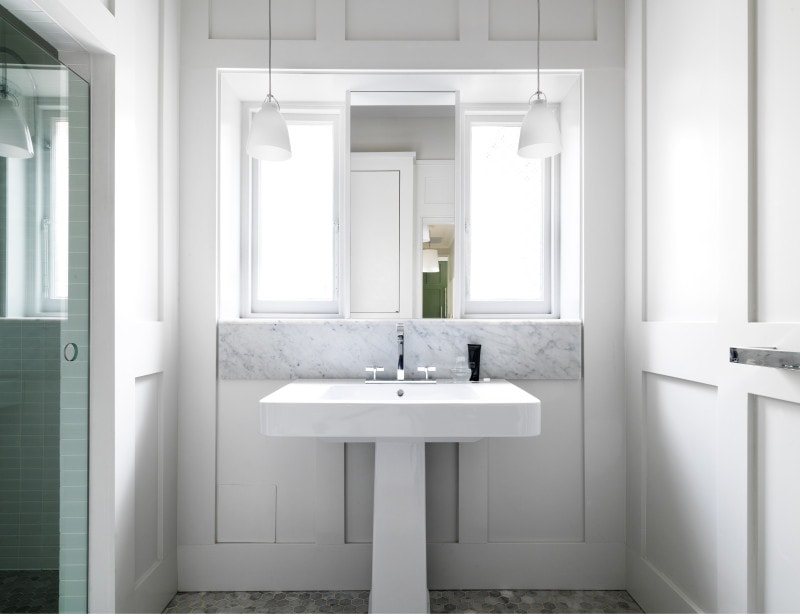 Luigi Rosselli,Bathroom, Marble Bathroom, Freestanding Vanity